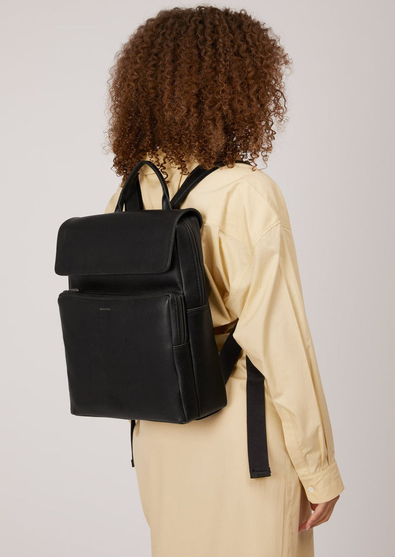 MATT NAT Paxx Vintage Backpack Black HARVEST CLUB