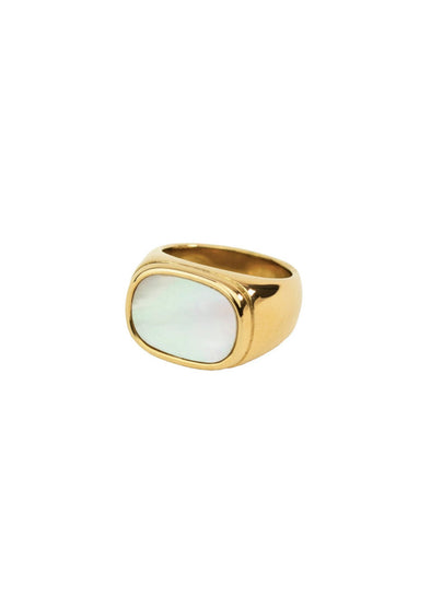 harvestclub-harvest-club-leuven-tits-mother-of-pearl-ring-gold