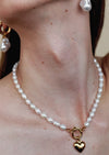 harvestclub-harvesqt-club-leuven-tits-pearl-necklace-gold